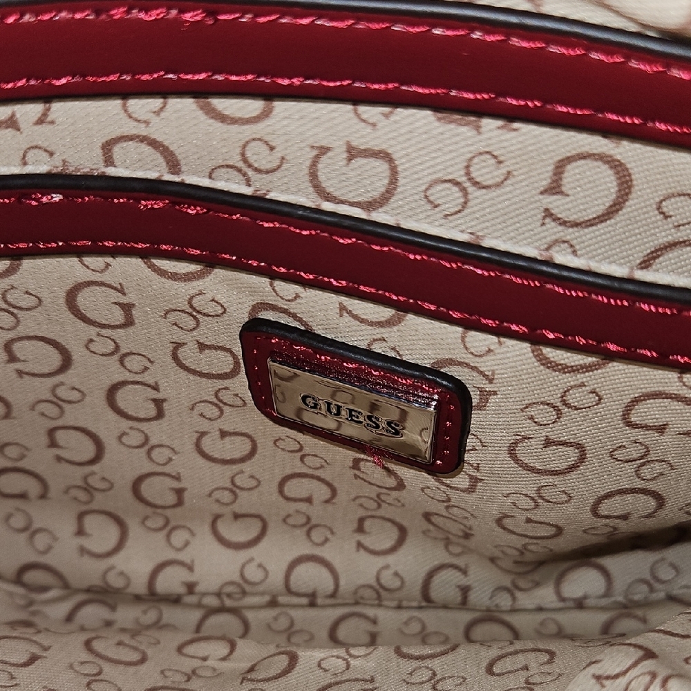 Guess Burgundy/ Red Crossbody Bag - Picture 6 of 9